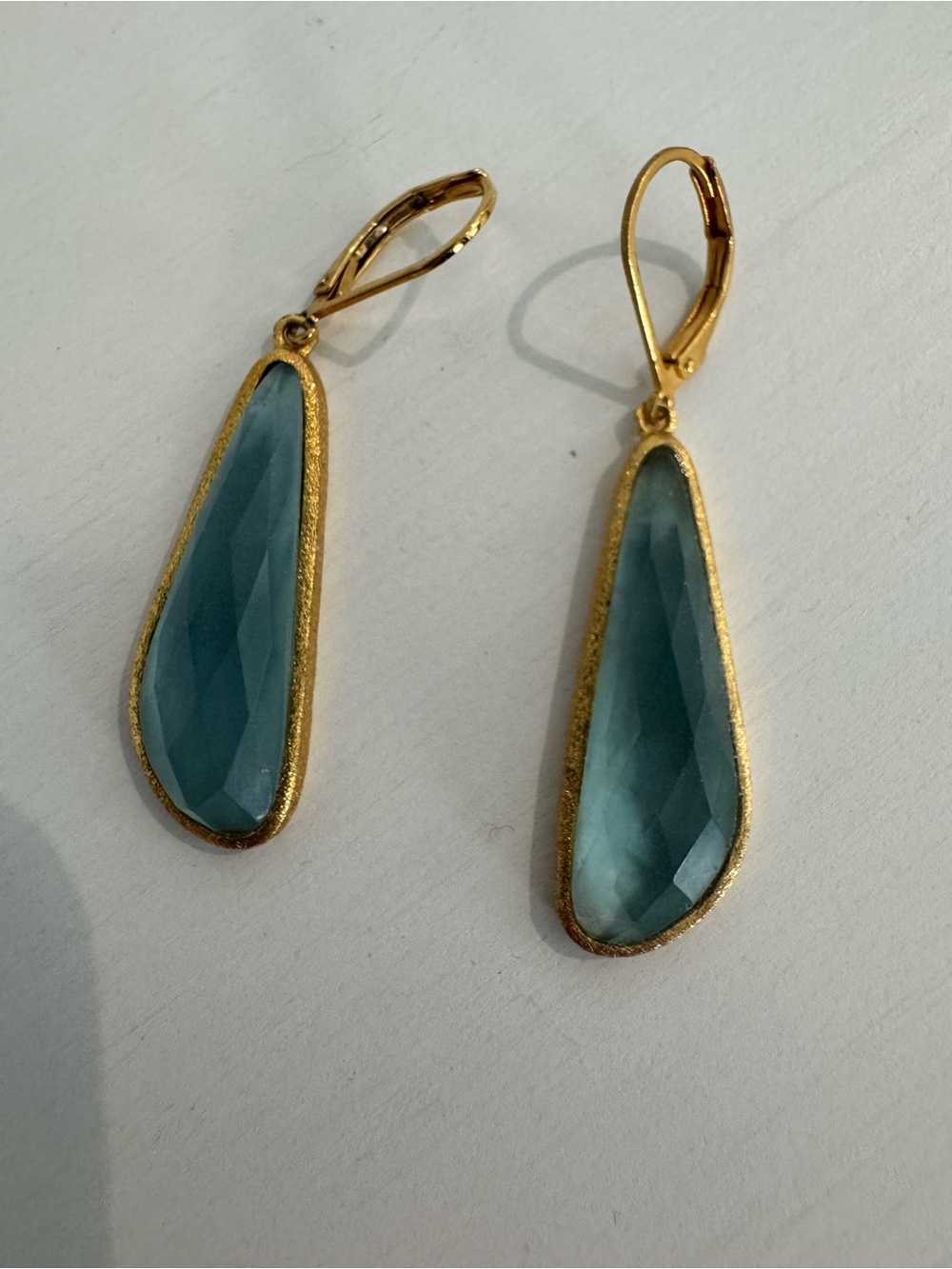 Source Unknown Gold-Framed Teardrop Blue Dangle Earrings